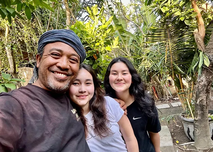 Bali Telaga Hati Yoga Healing And Retreat Center サヌール