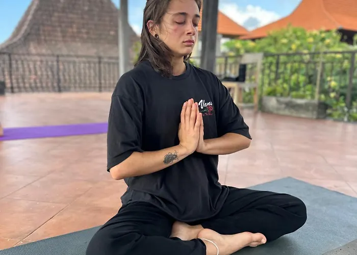 Bali Telaga Hati Yoga Healing And Retreat Center ホステル サヌール