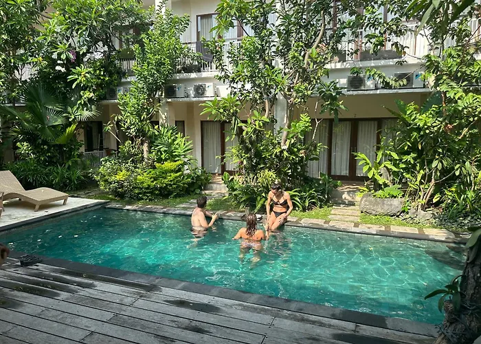 Bali Telaga Hati Yoga Healing And Retreat Center ホステル サヌール