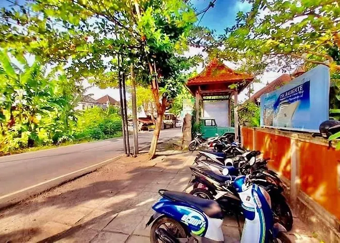 Bali Telaga Hati Yoga Healing And Retreat Center ホステル サヌール
